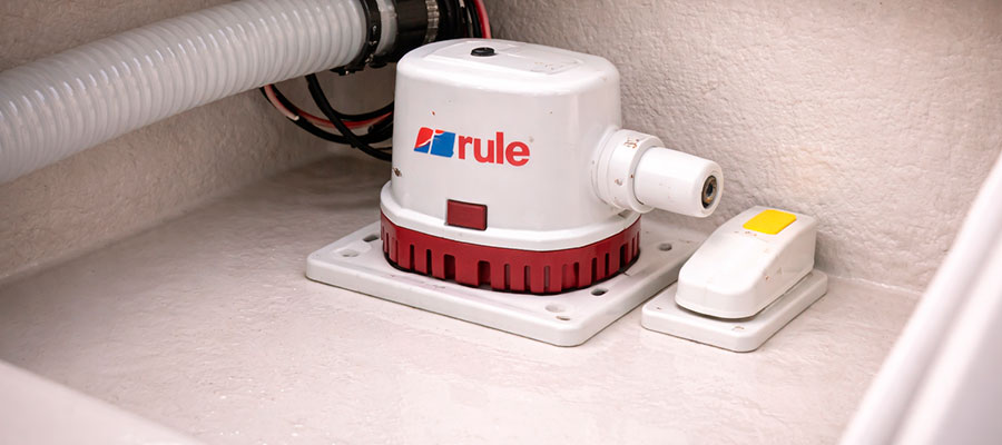 How to mount Rule bilge pump? How to mount Rule bilge pump?