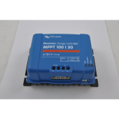 Victron Energy SCC020030200 - BlueSolar Solar Charge Controller MPPT 100/30