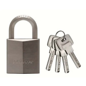 Master Lock Ultra Thick Brass Padlock Hexagonal Shackle 40x22mm