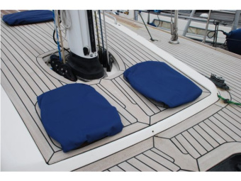 Lewmar 369609900 - SZ60 LP/MP Navy Blue Hatch Cover 577 x 577 mm