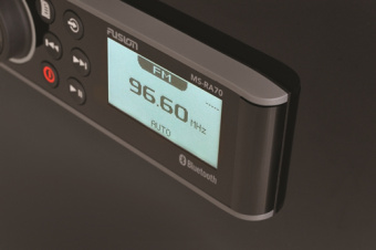 Fusion MS-RA70N - Marine Stereo FM/USB/Bluetooth/NMEA