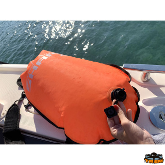 Shark Inflatable Watertight Backpack 35L 760×400 mm Orange - Trem B0770028