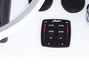 Bennett BNEIC5000 – Trim Tab Indicator Control with Auto Retract & Variable Lighting 12V (70×70 mm)