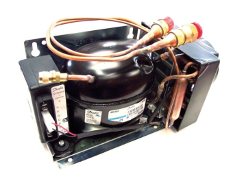 Isotherm SBC00023XA – BD35F Lamellar Condensing Unit 12/24V with X-Couplings, Manual, Precharged