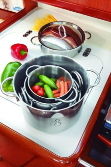 Marine Business Kitchen Cookware (11 pcs.)