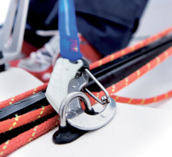 Wichard 7008 - Safety Line OSR 1 Fixed, 1 Elastic 1-2 m with 2 Hooks