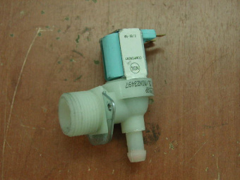 Isotherm SFD00014MA - Magnetic Inlet Water Valve 115V 50/60Hz For Clear Ice Maker