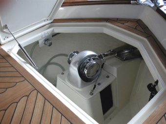 Quick Eagle Horizontal Windlass 1400W/12V/8mm With Gypsy & Drum