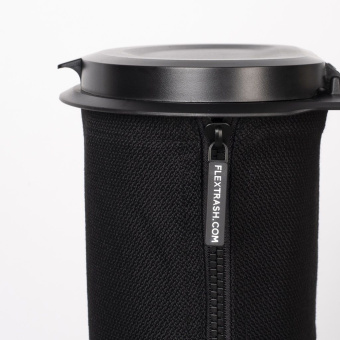 FlexTrash Boldly Black Medium